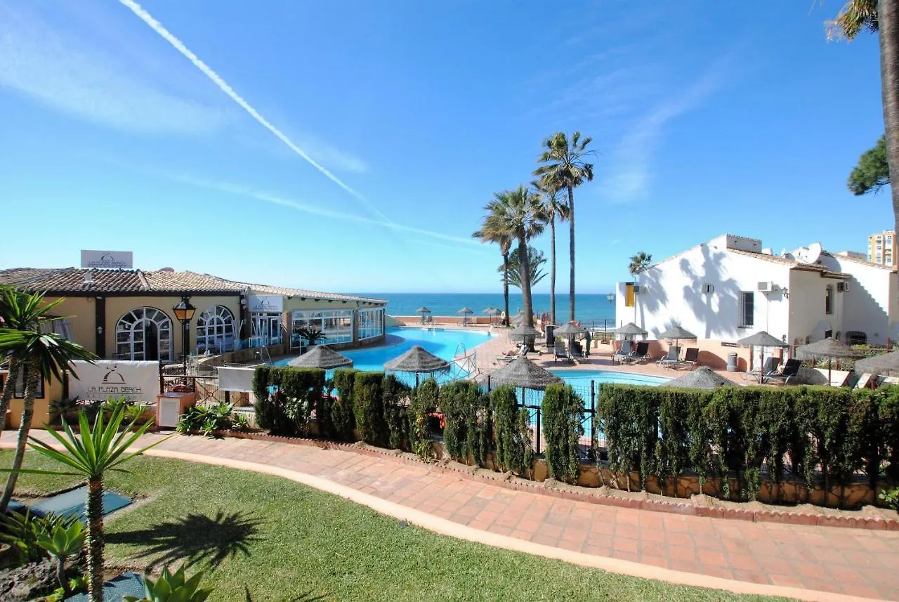 Dona Lola Sandra: Beachfront Villa with Sea Views near Marbella Sitio de Calahonda 0*,